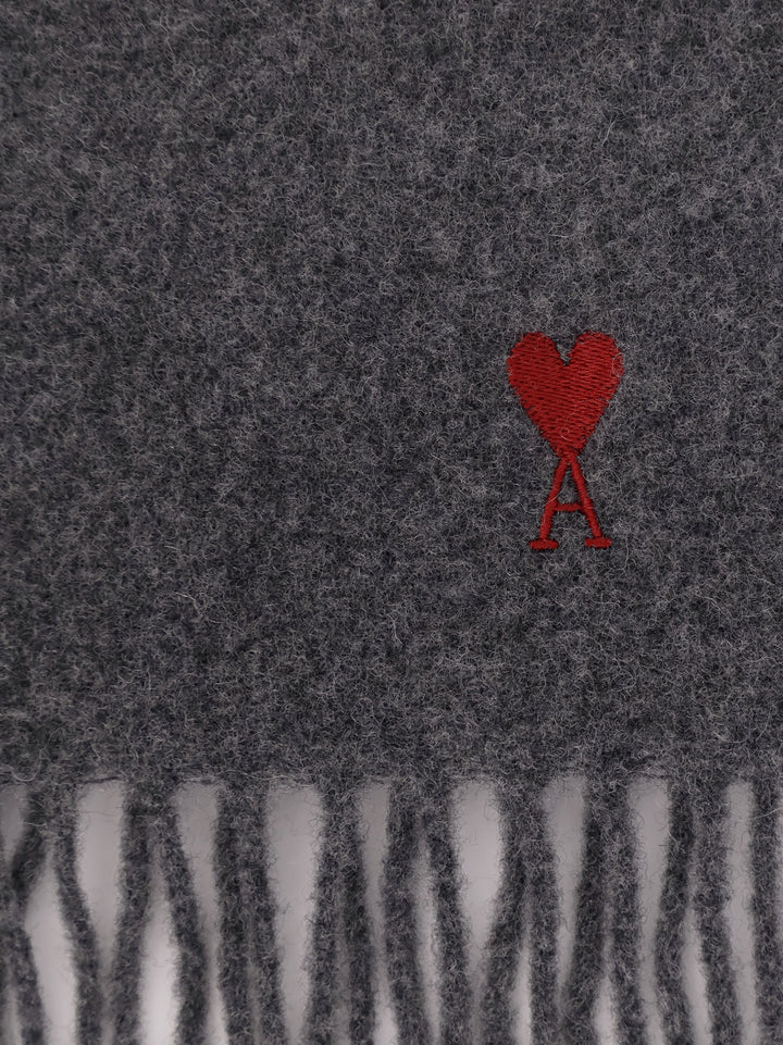 Ami Paris Scarfs - GRIS FONCE | b24391336f1054f331b7ac0240be8812c250d995