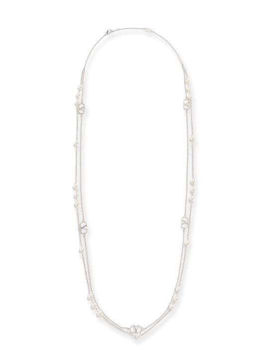 Metal Necklace With Silver Finishes