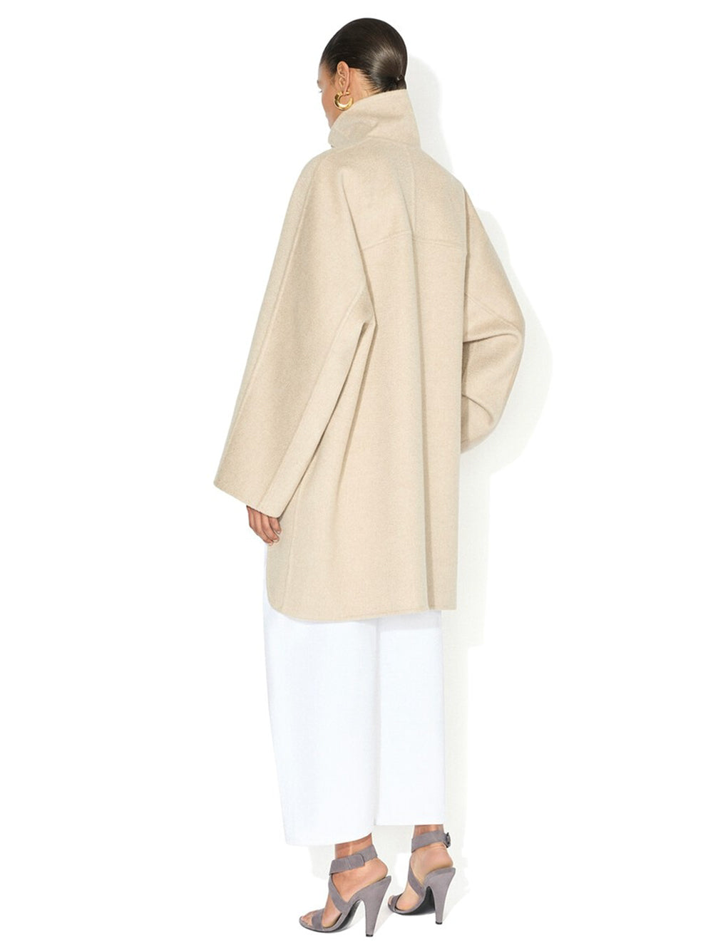 AlaÏA Cape - Nude & Neutrals | 3b2ef39582376fdc9d7f42b59185c8ca67e40ee2