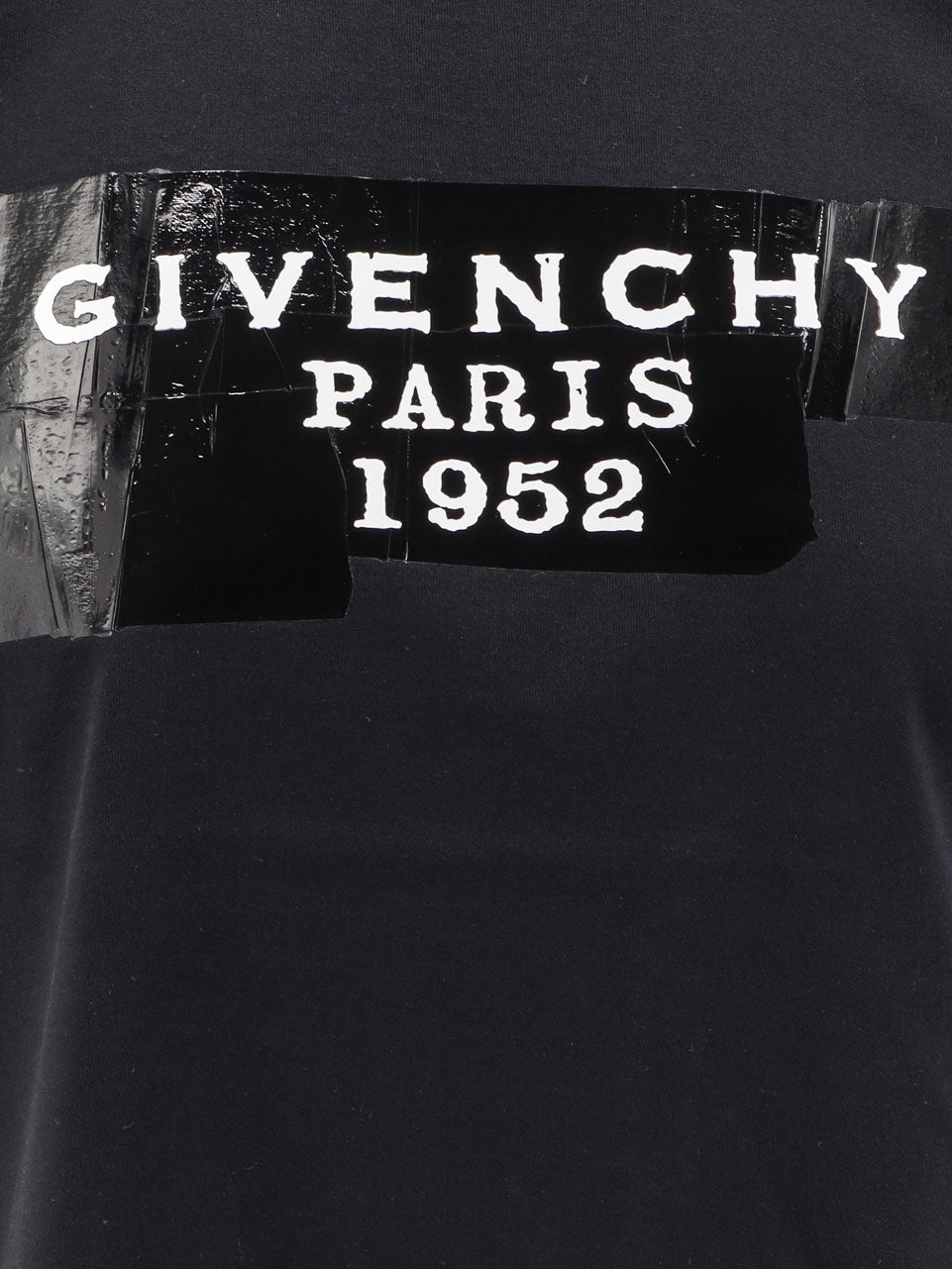 Givenchy T-shirts and Polos - Blacks and greys | 8efdd2f45a39ff85b8ce5feb369431cf773d3e35