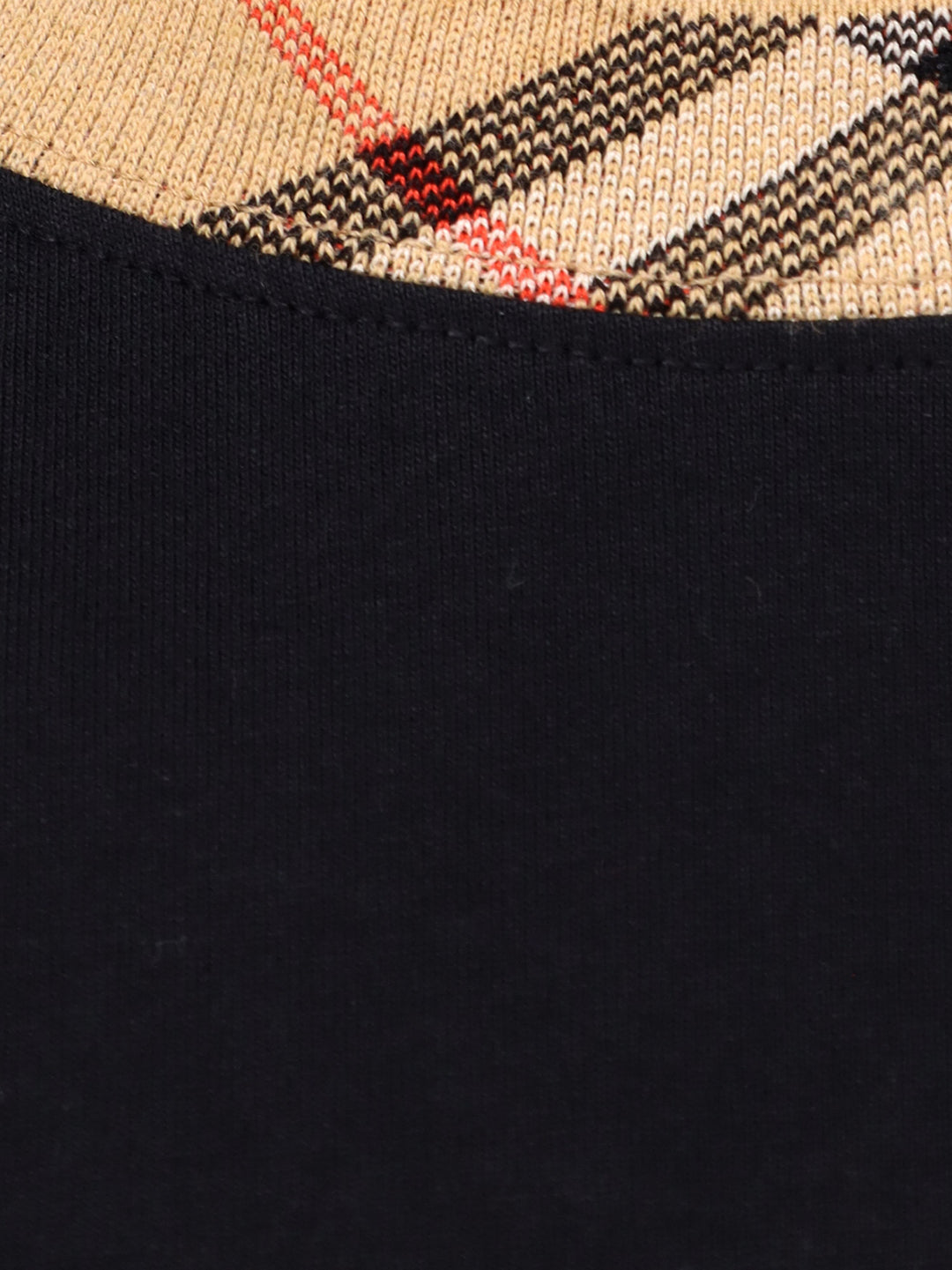 Burberry T-shirts and Polos - Blacks and greys | 2c0ddb680ae2a7726f2392d423bfb06382893909