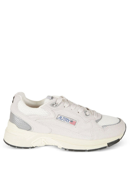 Hyperway Sneakers In White And Silver Mesh And Suede