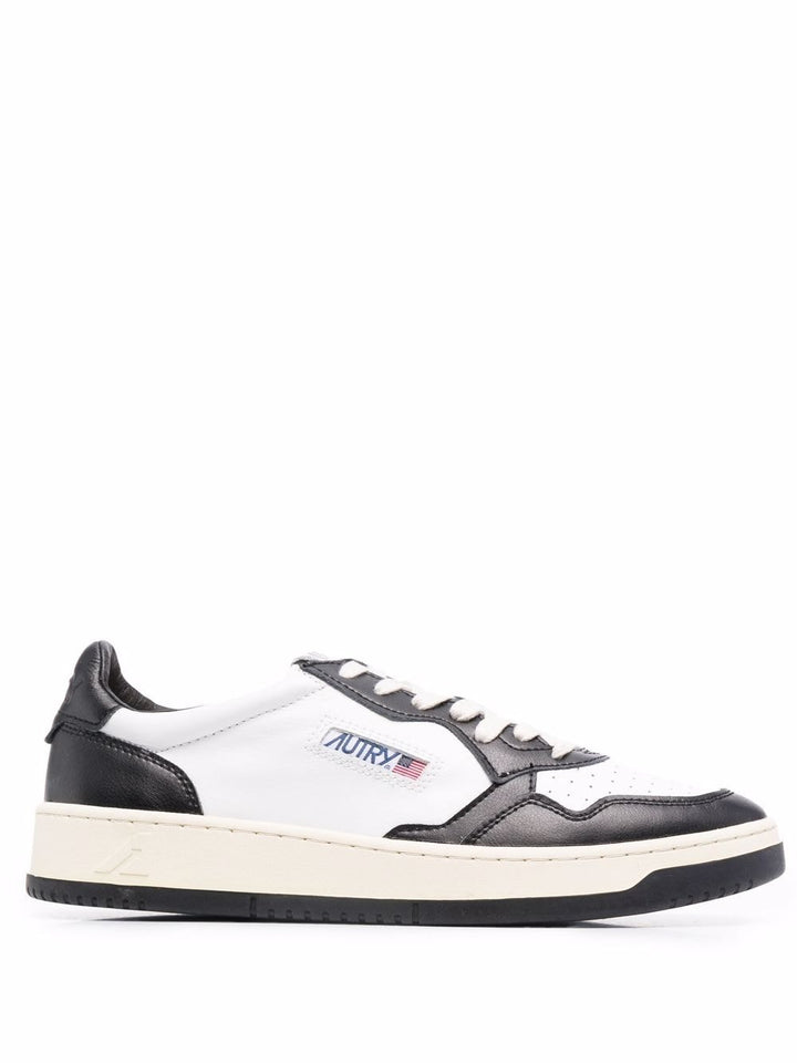 Autry Sneakers - White | 16a05c7b825ba53dff52e67f97fdd5a2bcffaf16
