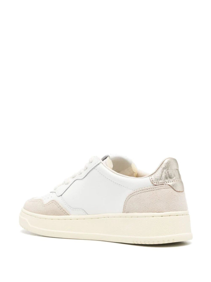 Autry Sneakers - White | 7f48f553a3f22ca03240f47eeeb386c4b47226f8