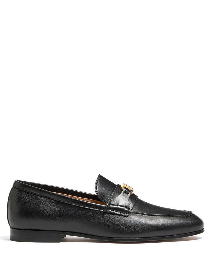 Valentino Garavani Loafers - Black | 184dc669263bccb5b3ce85162c21f0bca43d884a