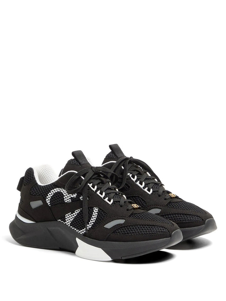 Valentino Garavani Sneakers - Black | 97c81682f0c716be493b937efbebbad286a0b7ba
