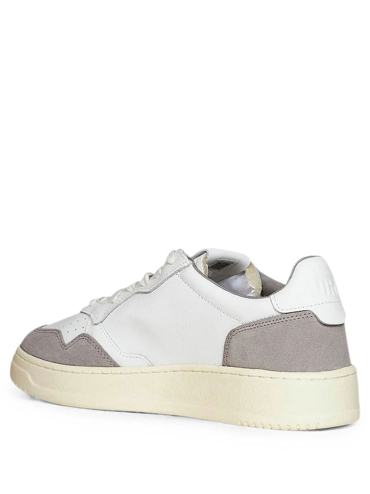 Autry Sneakers - White | e9b39035d8618308de8c47f880e3f4e796f2ae0a