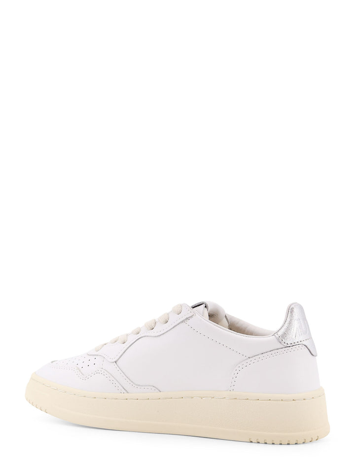 Autry Sneakers - White | ceacb5616f1652521b6401aecd3787830738521c