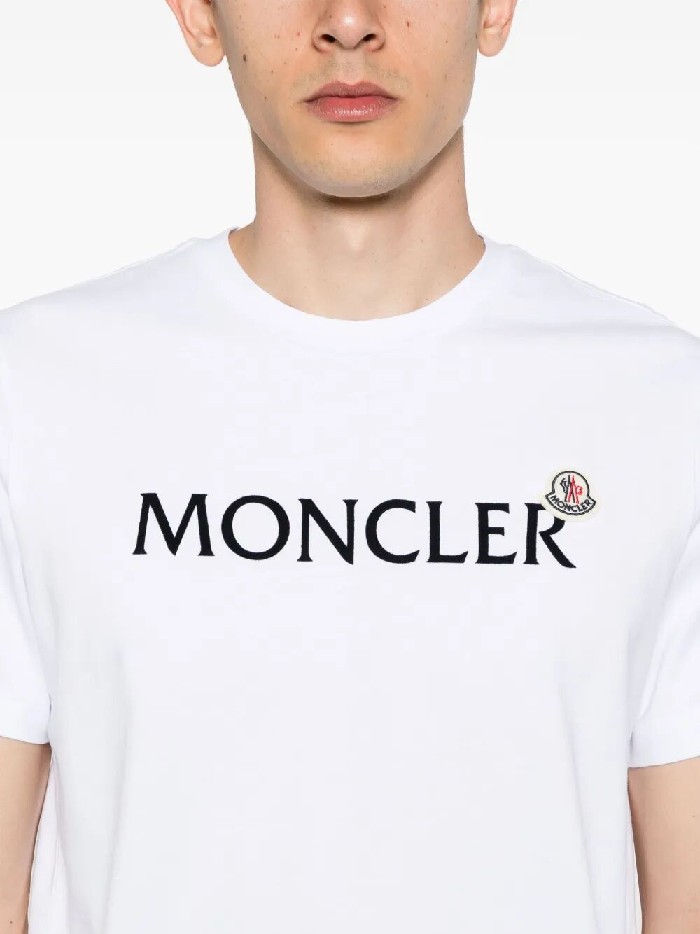 Moncler T-shirts - White | 407d3e27e4e25b7e3075205c6da7bce4e6db3387