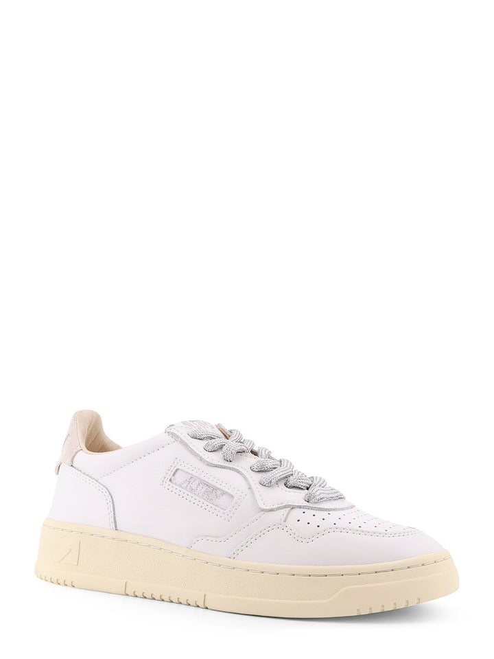 Autry Sneakers - White | 211b1f8d7173e2dce43c89a98c8272910753c4a3