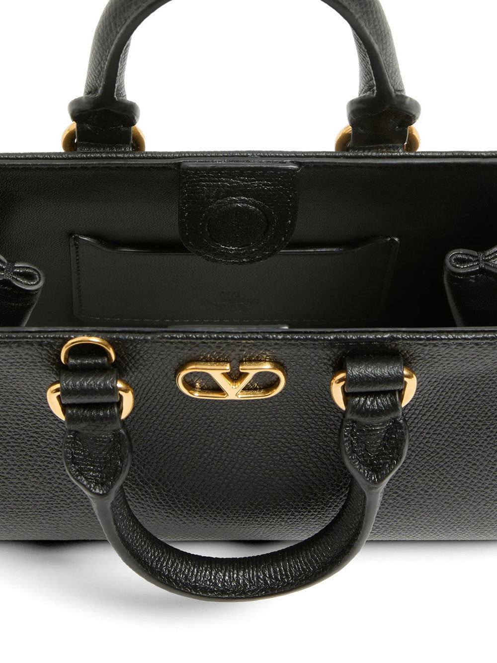 Valentino Garavani Totes - Black | 6221615f0aa8b40b5f22c69c0e777fc3ed36303e