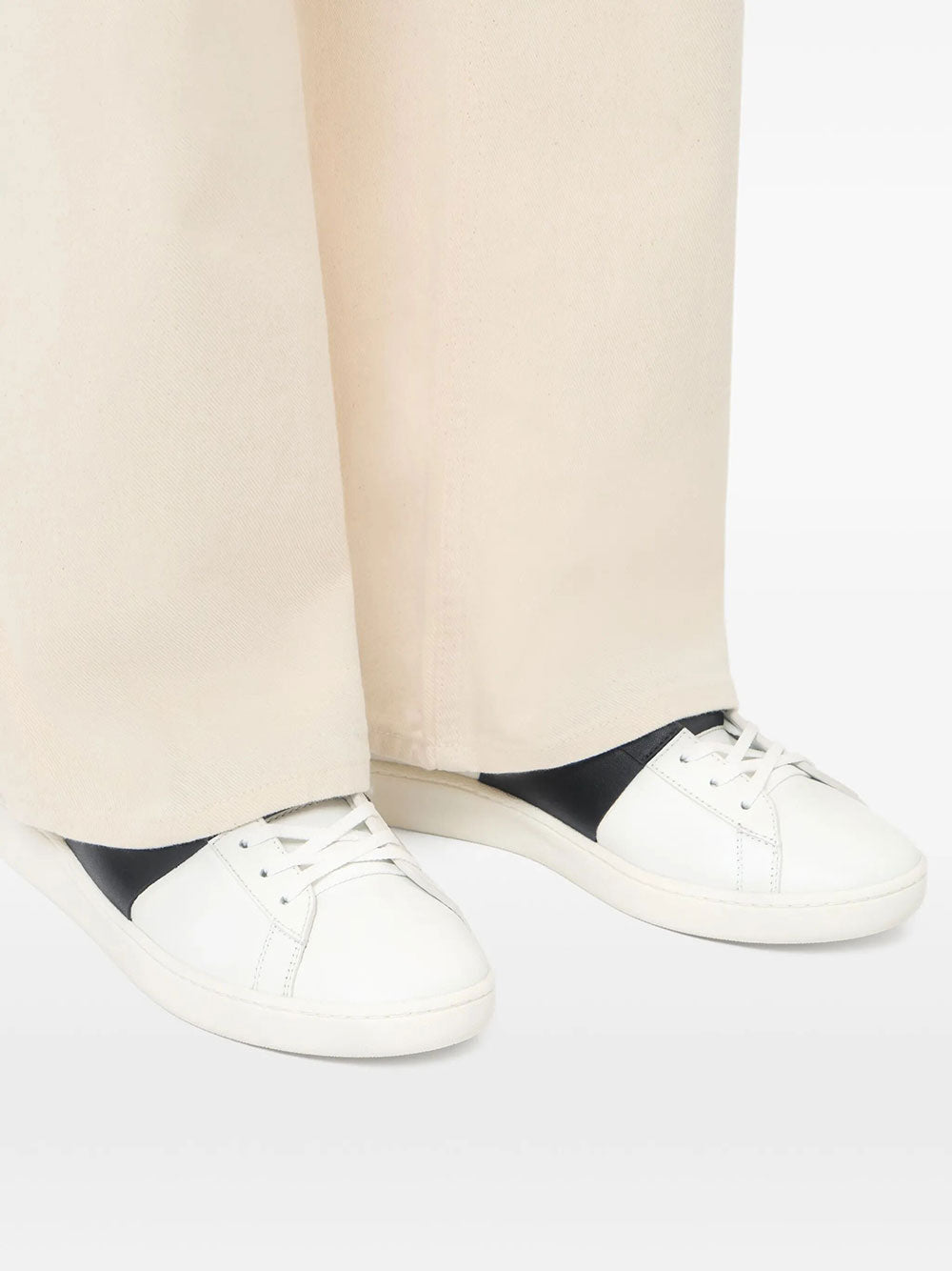 Valentino Garavani Sneakers - White | d9b8a6cbb5597add0d1dce7bcd82885b585135b7