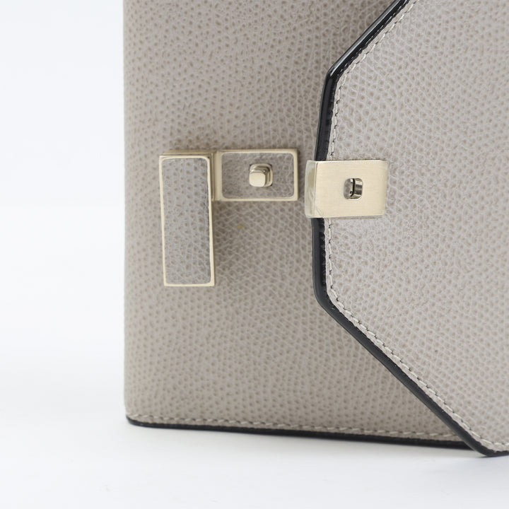 Valextra Wallet(generic) - Nude & Neutrals | ce1cbe1b8b421796233fe60aae1219e70da25470