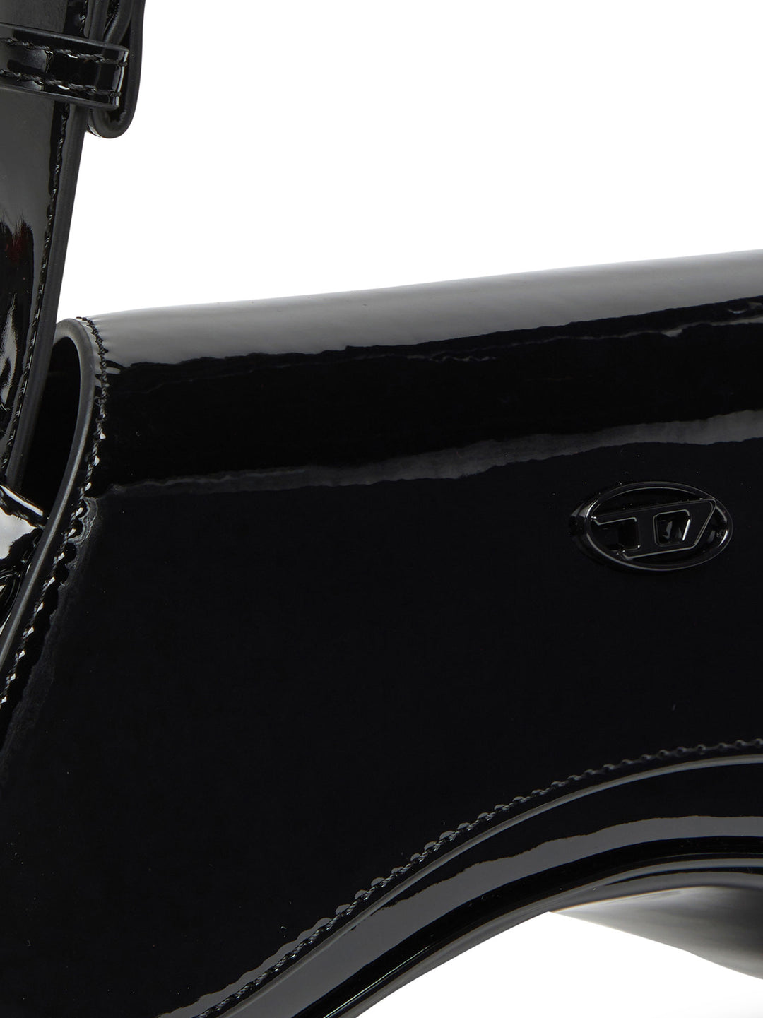 Diesel Bags - Blacks and greys | d3d39403f16045afcb77a14d8e10966bcdf42fa0