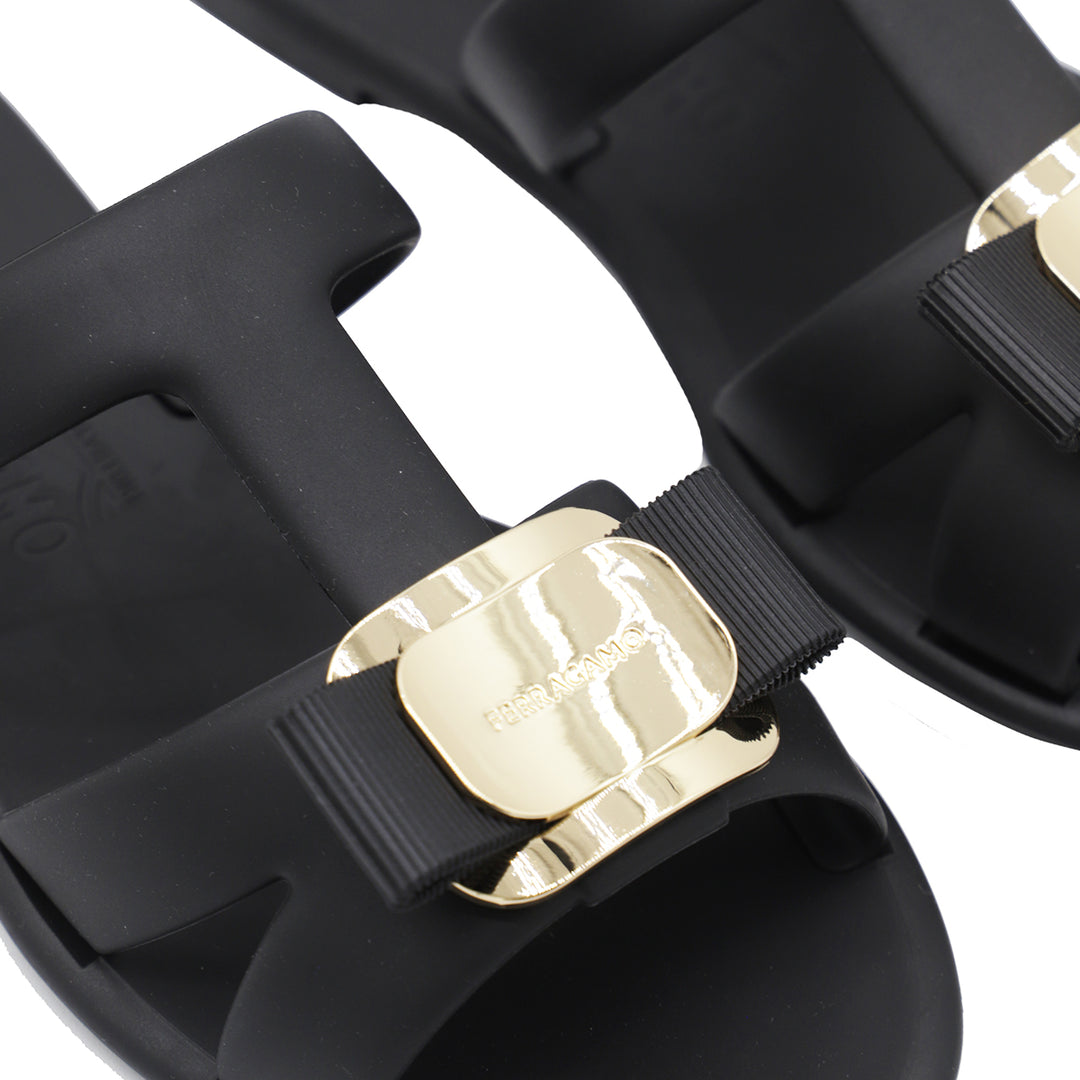 Ferragamo Flat shoes - Blacks and greys | 64aab728d47f64b16006a907a43e8f21f3a07633