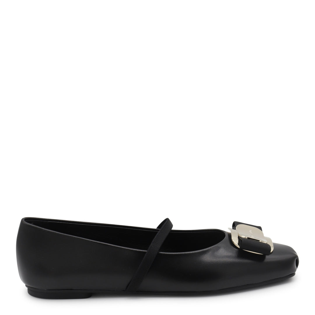 Ferragamo Flat shoes - Blacks and greys | b9f8464f41d09fdf652f989182ef7331b6127315
