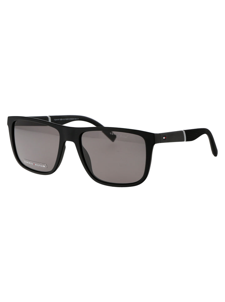 Tommy Hilfiger SUNGLASSES - Black | e65ea1cfc719d5c963bd0244ab8e909bd996f0f3