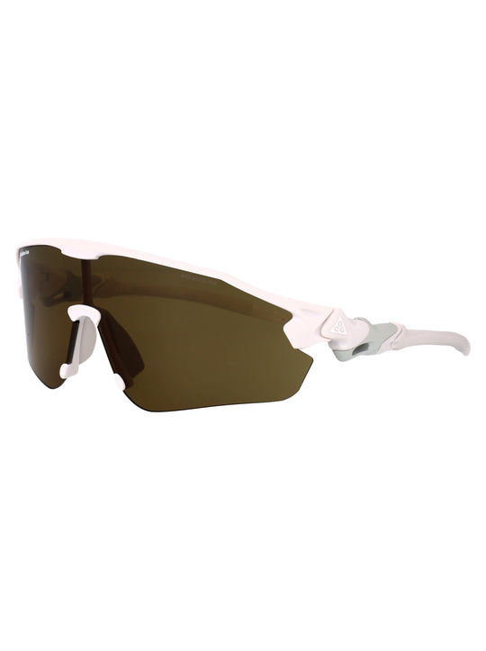 NIKEACGVISTAPEAKEIQ9340X SQUARED Sunglasses