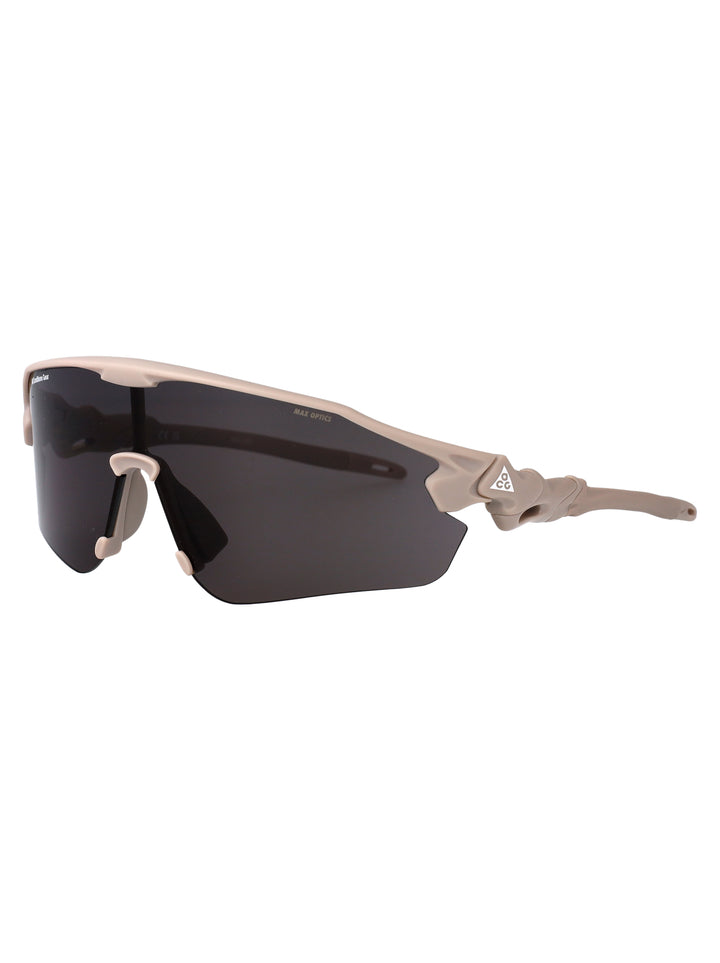Nike SUNGLASSES - Beige | c594abb8e42b1b713a1b7e52dc2340855a64e3d9