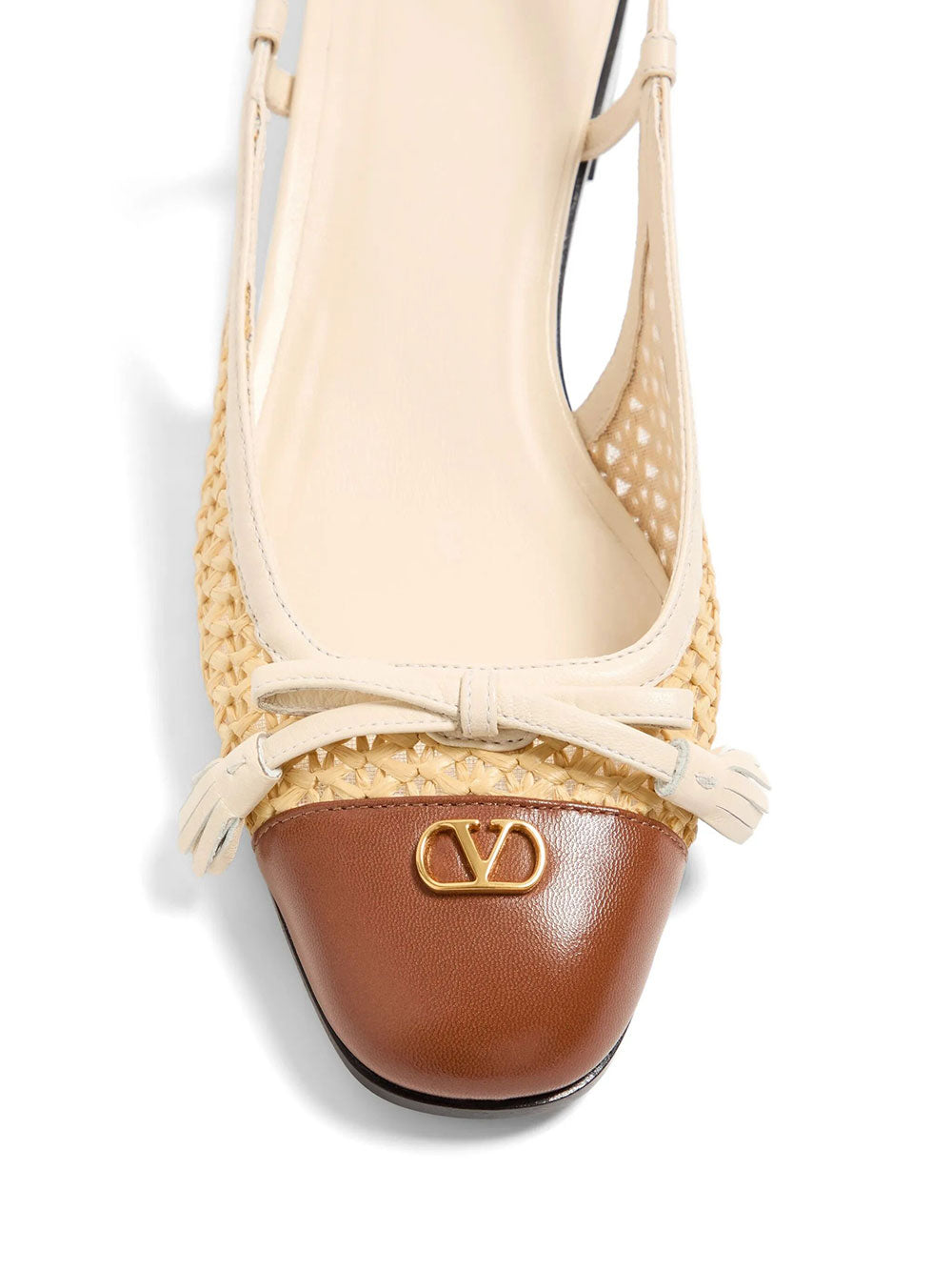 Valentino Garavani Ballerinas - Nude & Neutrals | 4d4fab31f5d090e26c8207d54add7695797219d1