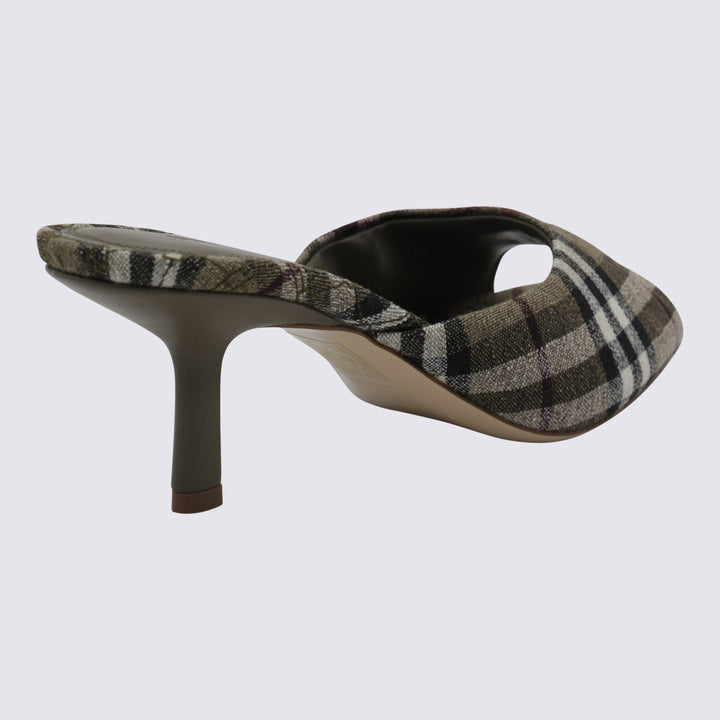 Burberry With Heel - BRUSH IP CHECK | 7197dd8145eb3df345a031e98a73d0ef741654b1