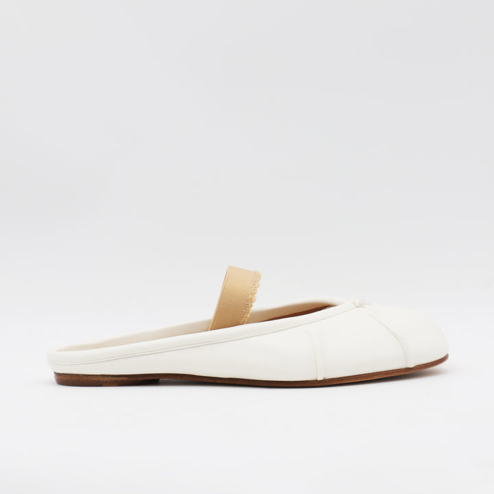 Maison Margiela Flat shoes - Ivory/Nude | ee87765ef26e00f39f7758895b6c943c8d9e7f7a