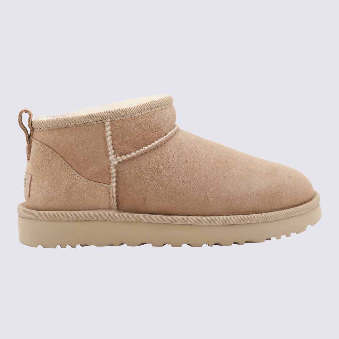 Ugg Boots - SAND | b922aed47cf1c47e78dd48a3b1bac7e9676722d5