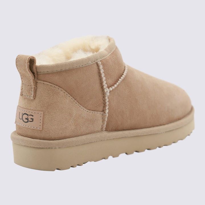 Ugg Boots - SAND | 2579ffd581508e9f8effd57da49278d95149c134