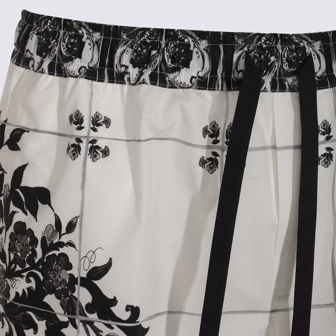 Dolce & Gabbana Shorts - Light and natural | d91bf9b38e901dce598123c8a01c3ae85f3035c3