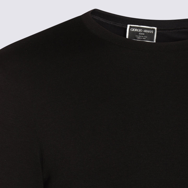 Giorgio Armani Sweaters - Blacks and greys | b65c59c2a3c62dda56ed67bada2f055c2a95ca23