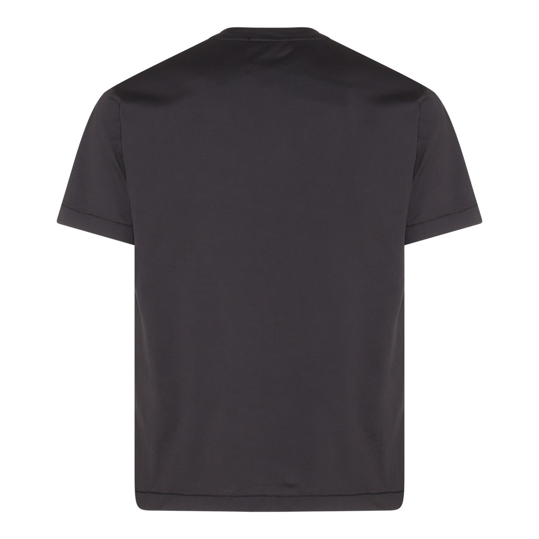 Stone Island T-shirts and Polos - Blacks and greys | d1f2db21fdfca82b5793c3320a267a8e4b54c746