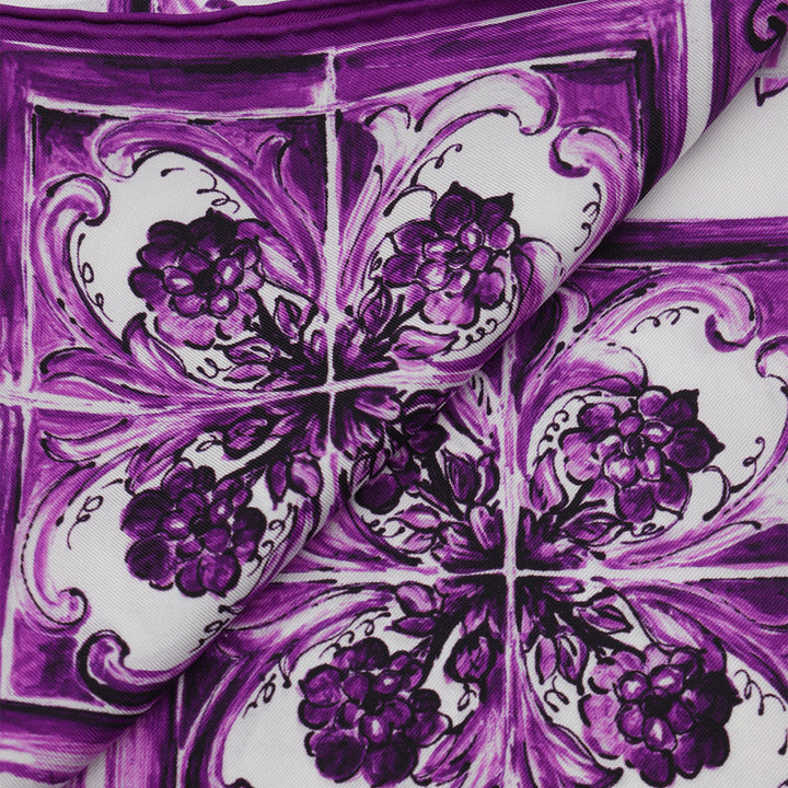 Dolce & Gabbana Scarfs - Bright | 0c5a76a4b79e24a320e977b1dba80147ab5a1396