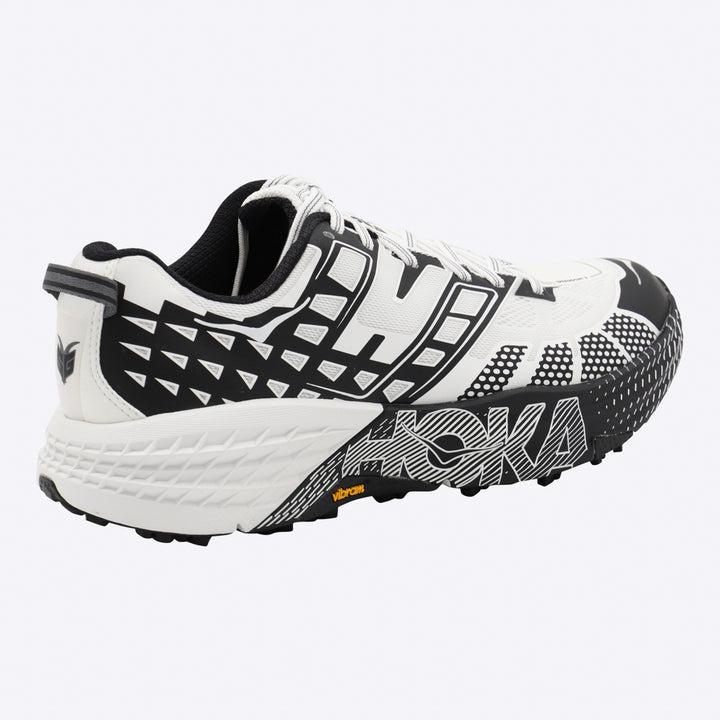 Hoka One One Sneakers - BLACK / FROST | b51558676040a44096e4689844410c2a00aafd0d