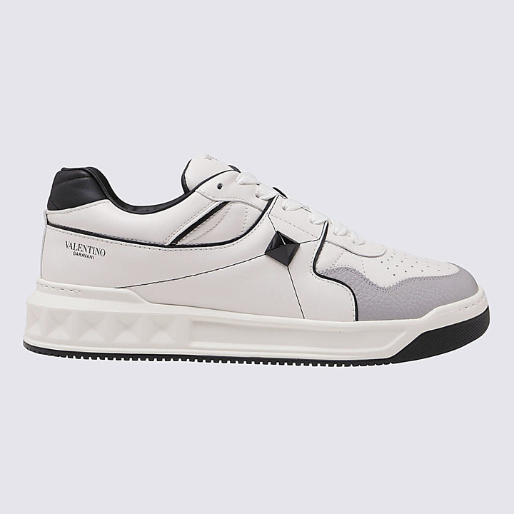 Valentino Garavani Sneakers - WHITE/GREY/BLACK | 77b43d7b09eec1cd830bf1bab777c8998522d449