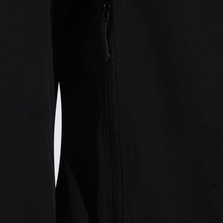 Arc*Teryx Jackets - Blacks and greys | d3dca1afd41c4bfd68a8f2247ed67ad0539bf4bc