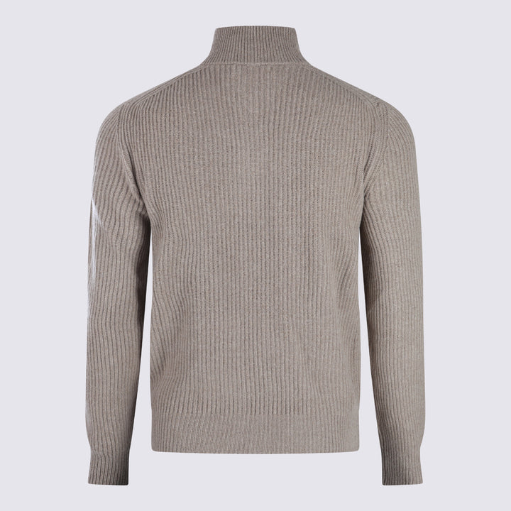 Lardini Sweaters - Light and natural | 96dac9c7ea2ee82cf19b84ef5d0cbb2747ec3ad0