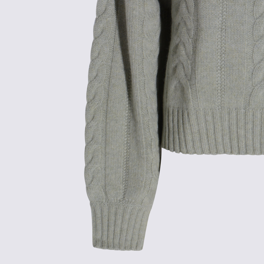 Not Shy Sweaters - Light and natural | 79d903ffe47c062036a557a5057a38b0e9123a27