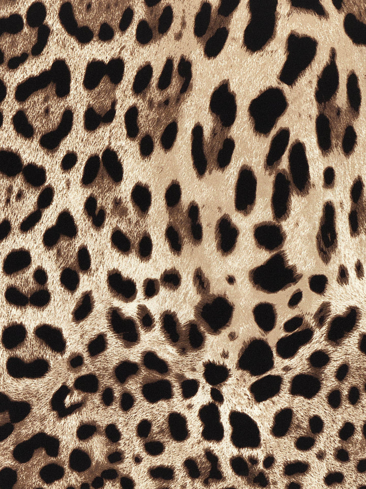 Dolce & Gabbana Leopardo Scarves and Foulards - Multicolor | b513b2754a50c955a7d27b103f7c6a61a7af5303