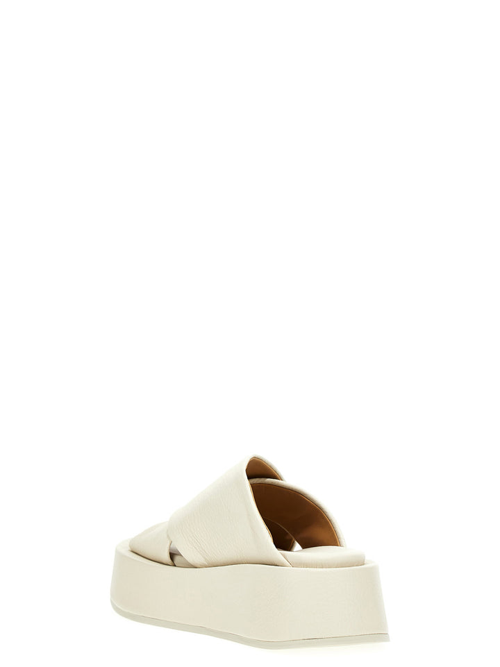 MarsèLl Flat Sandals - White | 1ac04eddf9fc204d43bc9e88533671448a8a222d