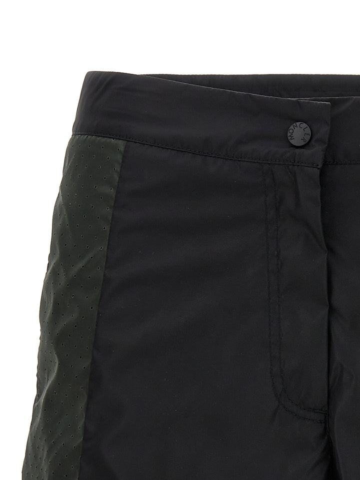 Moncler Born To Protect Capsule Shorts Bermuda and Short - Black | 449101d1acc52d65677ee209907a42664b695025