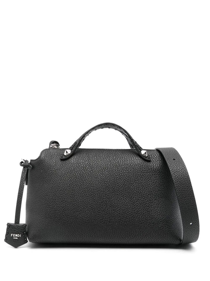 Fendi Totes - Black | a199915a72e652fd8bb1b53a888128b8e9e4528e
