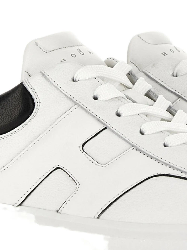 Hogan Sneakers - White | 89c6c61b105c9f1619a3a08f41f1b297c2ee6d8e