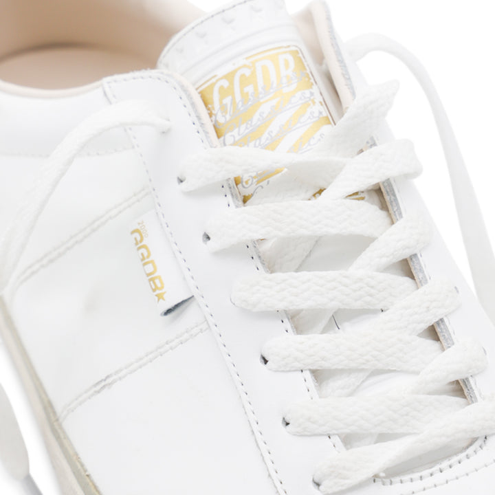 Golden Goose Sneakers - Light and natural | 47100adf3824d812dabf0173453607f5805666d2