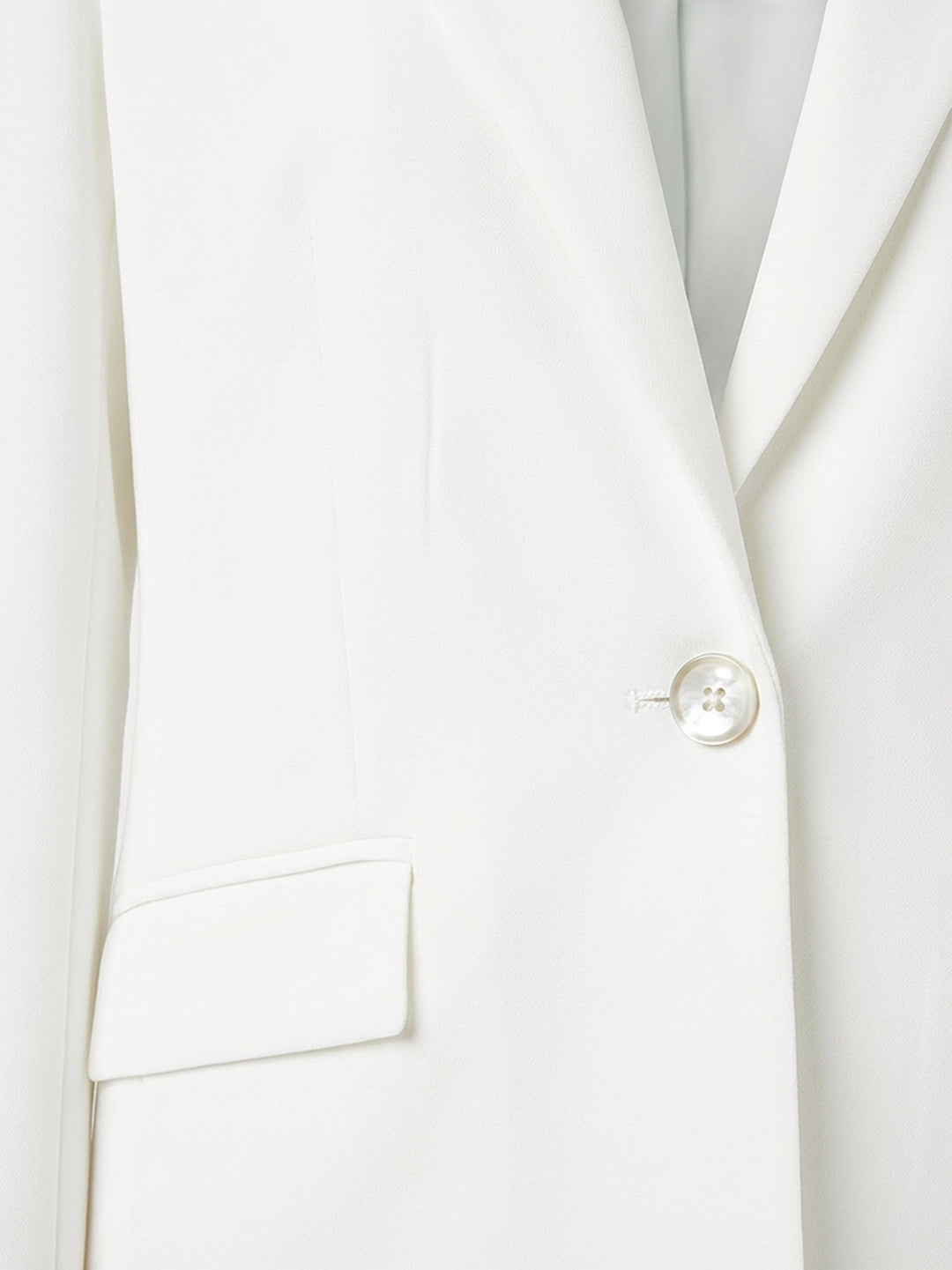 Pinko Clothing - Light and natural | 0d28f0fc5e040fcffd50e6983faed79152a62ae3