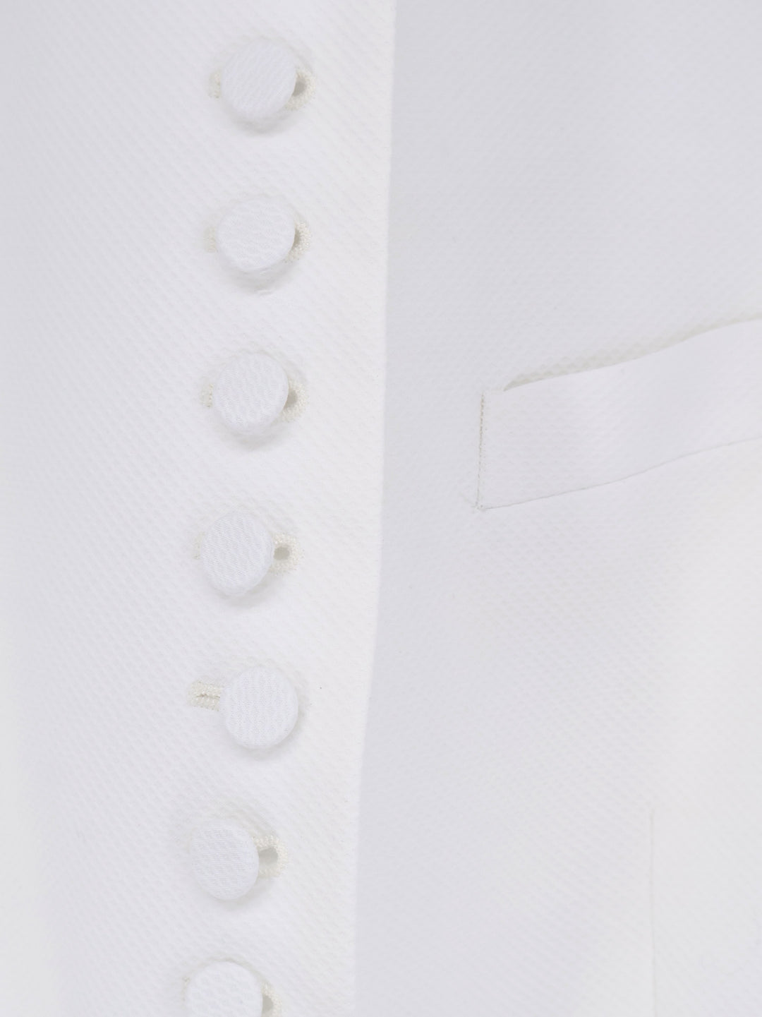 Tom Ford Clothing - Light and natural | cbdafc74a1e4f852567a1717840bec53e5c18c0b
