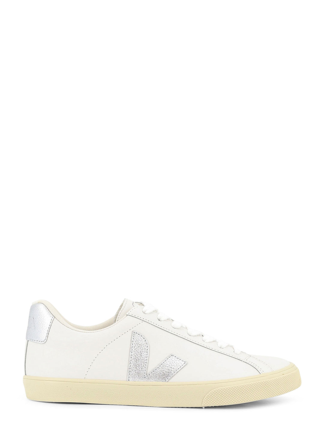 Veja Sneakers - Chiari e Naturali | 5423626b0489f904dc942a1654eddb482f01fcd2