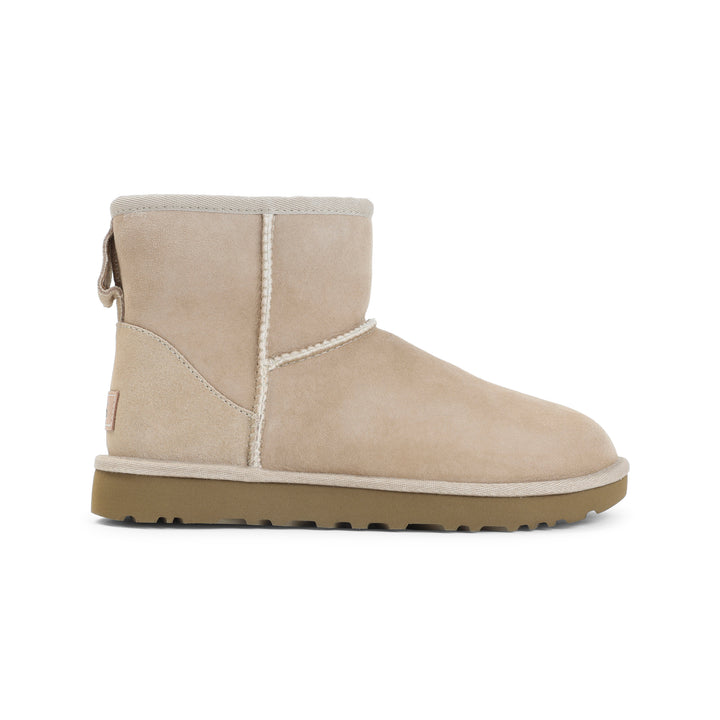Ugg Boots - Nude & Neutrals | 5a33c76a318c543d1c3a41a4e48bed382c4a6556