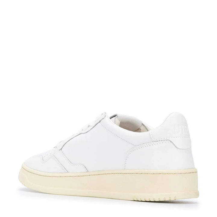 Autry Sneakers - WHT/WHT | 8693e2b6b6d724971ca7d149b31a8cf66d7adde7