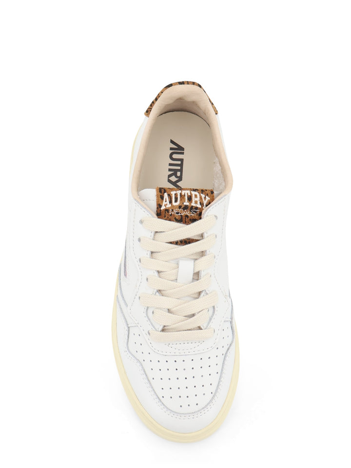 Autry Sneakers - Neutral | 74ec948dc9c10ad952d50a1102a64262558a3f56