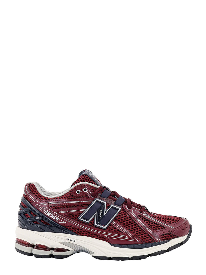 New Balance Sneakers - Bright | f3ae971ce0311fa5a2a682c59e402980547ab58f